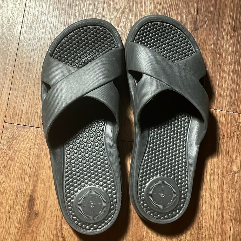 Totes Kids Black Slides with grips!